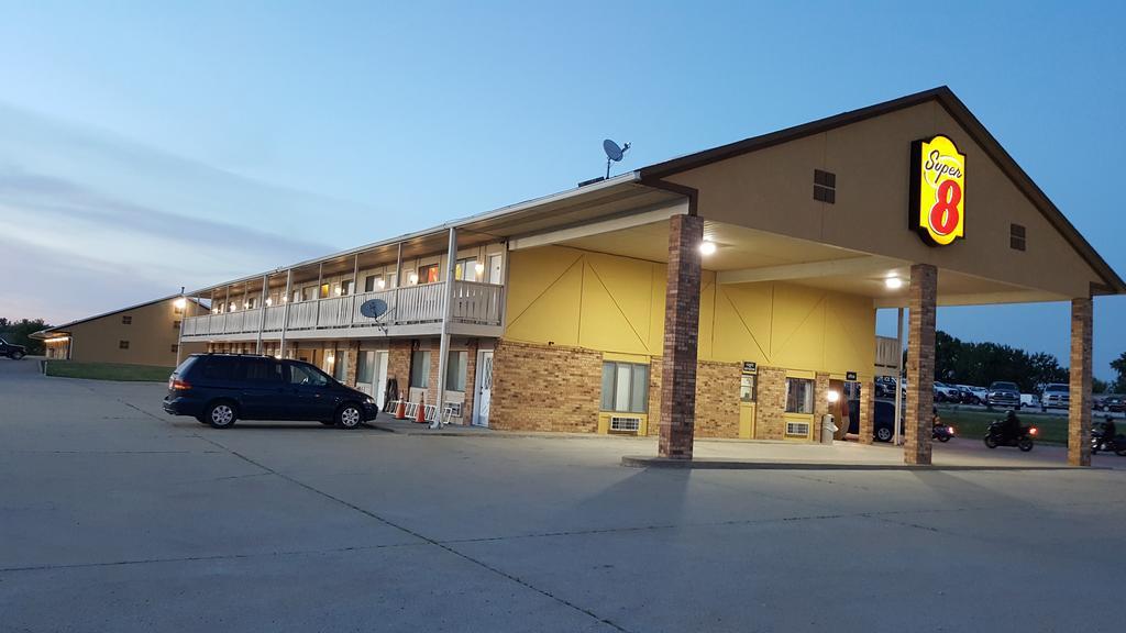 Budgetel Inn & Suites Butler Экстерьер фото