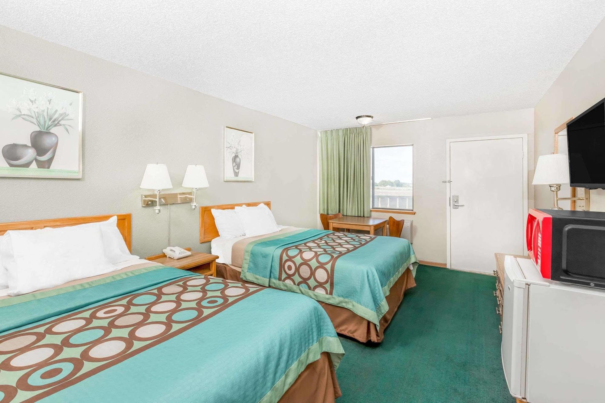 Budgetel Inn & Suites Butler Экстерьер фото
