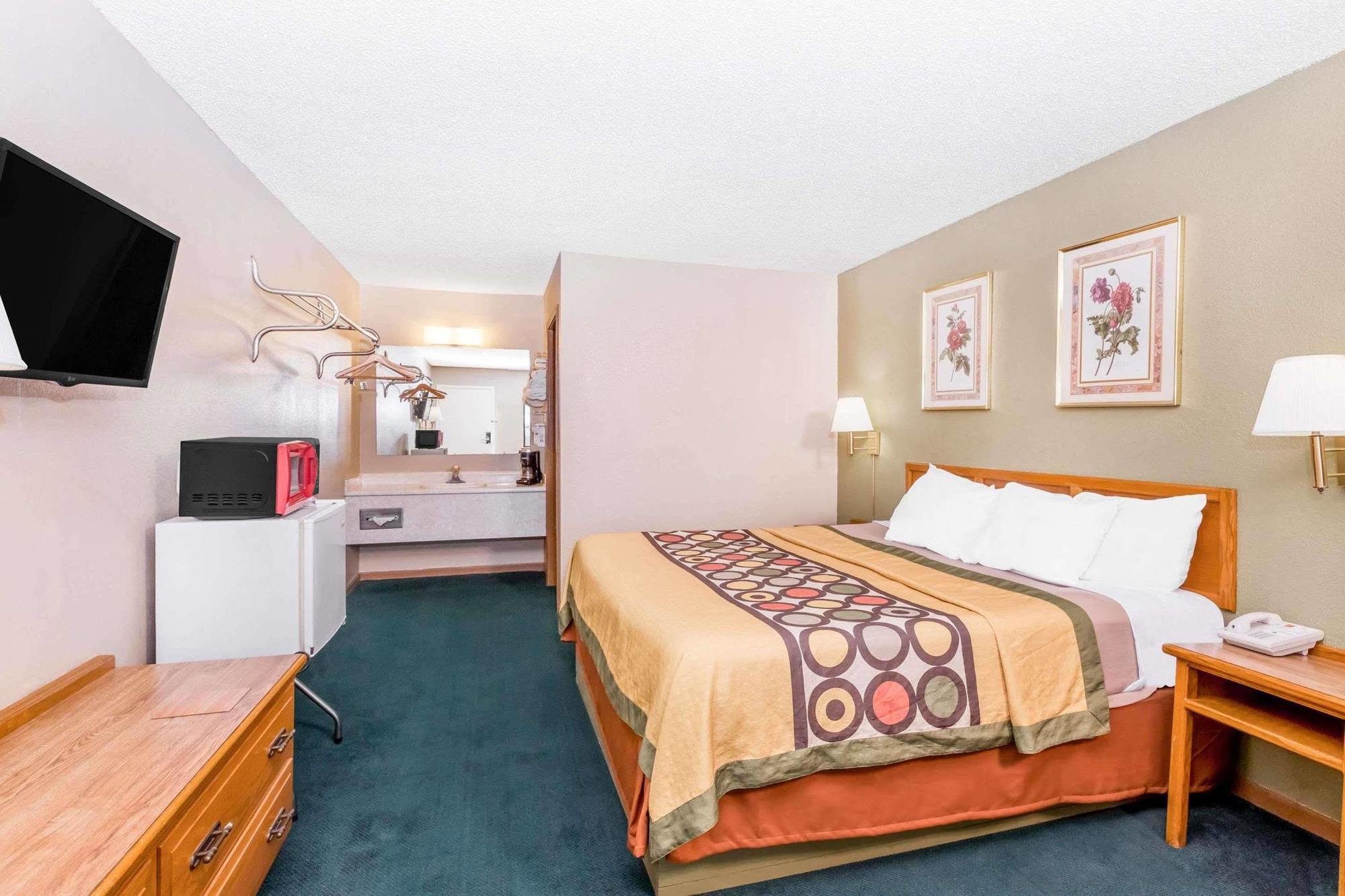 Budgetel Inn & Suites Butler Экстерьер фото